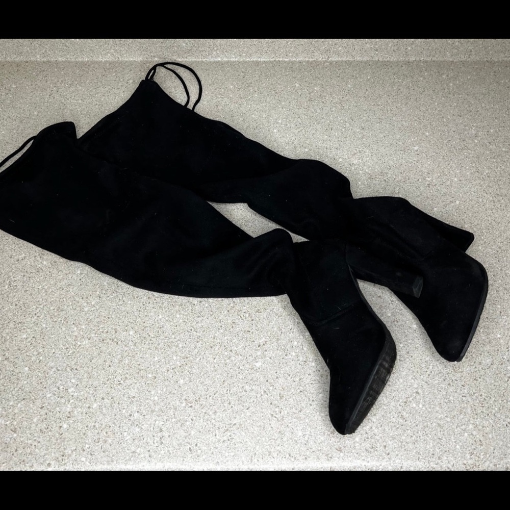 Forever Black High Knee Boots - 5 1/2 - Picture 2 of 9